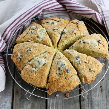 Scones salés à la Fourme d’Ambert