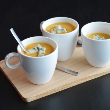 Velouté de butternut et carottes à la Fourme d’Ambert