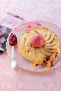 Tarte fine aux pommes et au Cantal