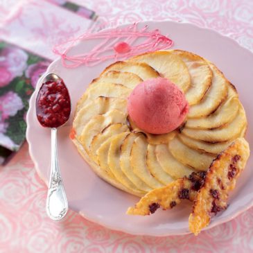 Tarte fine aux pommes et au Cantal jeune