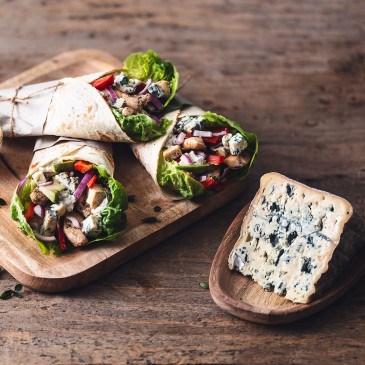 Wraps de blanc de poulet fermier au Bleu d’Auvergne